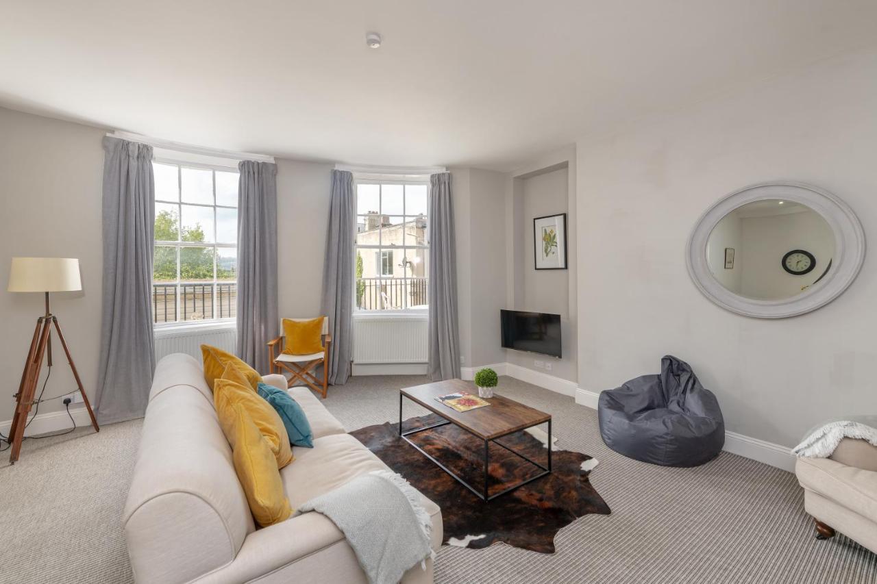 Georgian 2 Bed Apartment With 3 Bathrooms And Parking Exterior foto